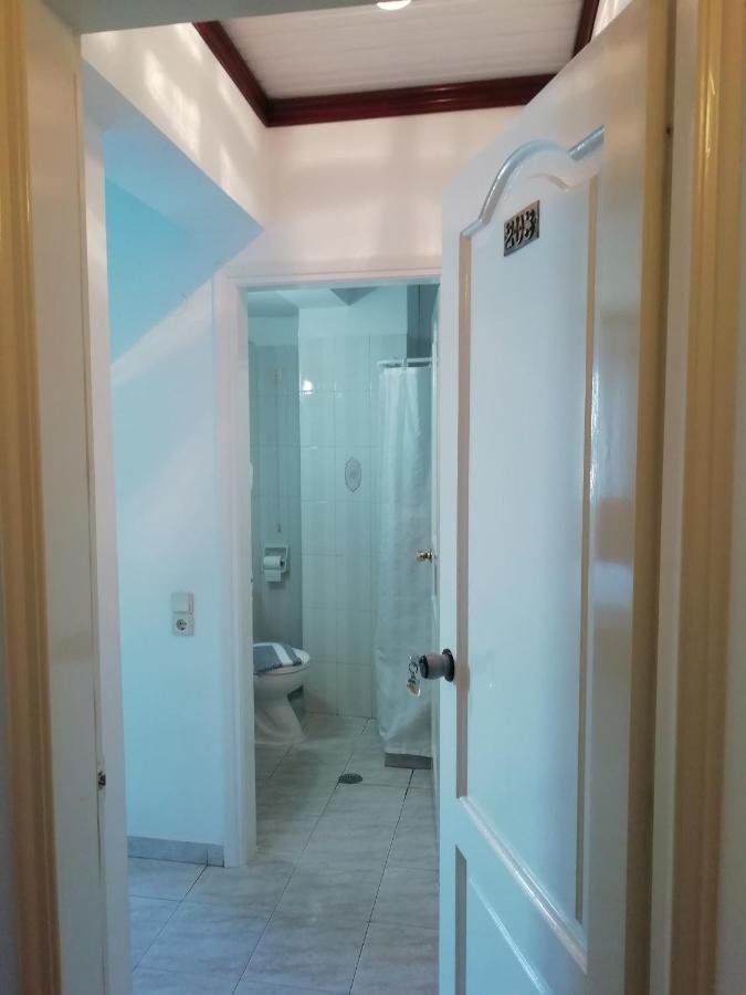 גיתיו Leonidas Hotel מראה חיצוני תמונה