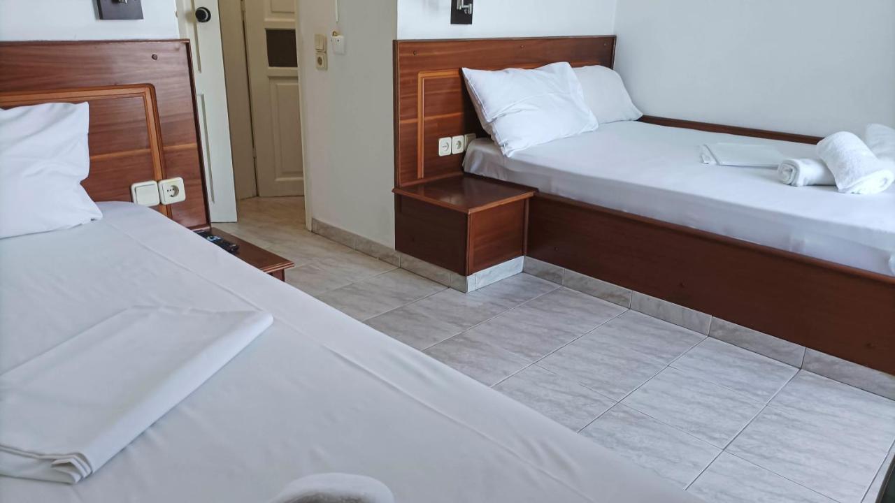 גיתיו Leonidas Hotel מראה חיצוני תמונה