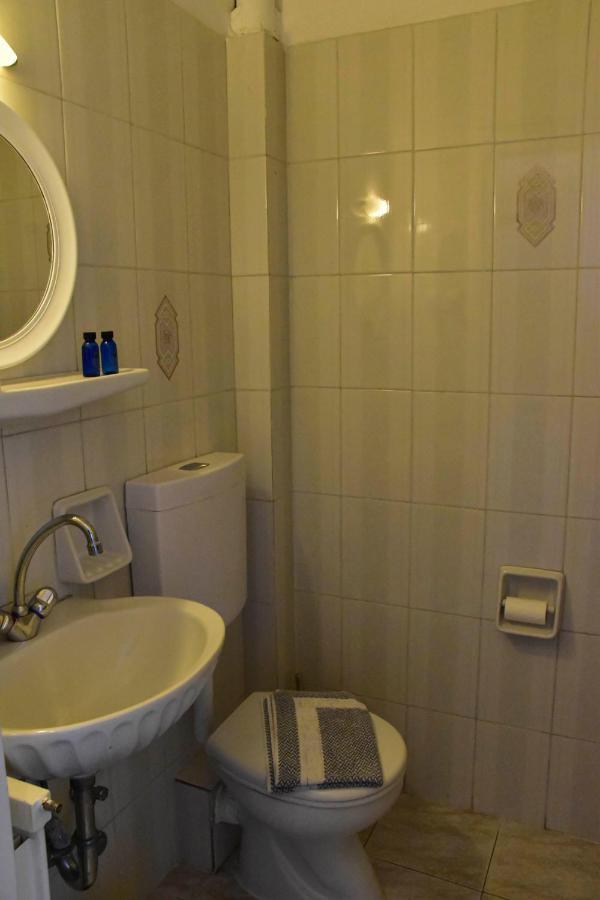גיתיו Leonidas Hotel מראה חיצוני תמונה