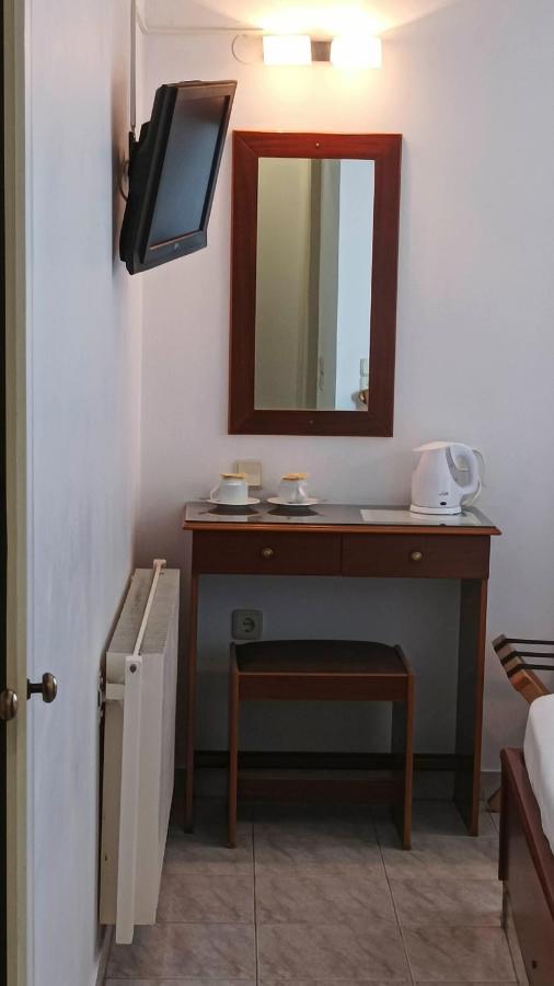 גיתיו Leonidas Hotel מראה חיצוני תמונה