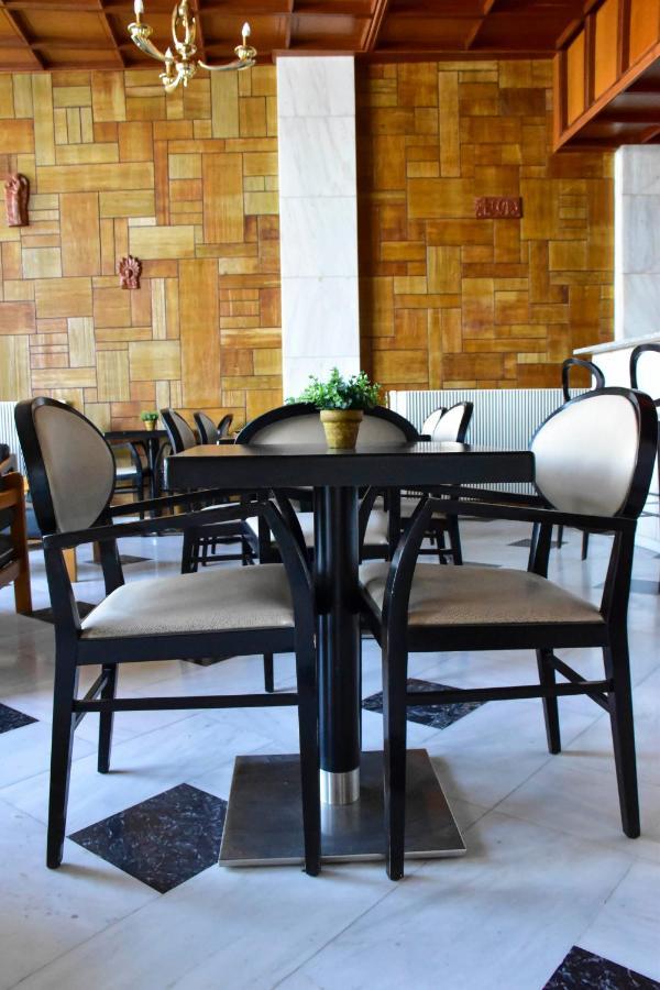 גיתיו Leonidas Hotel מראה חיצוני תמונה