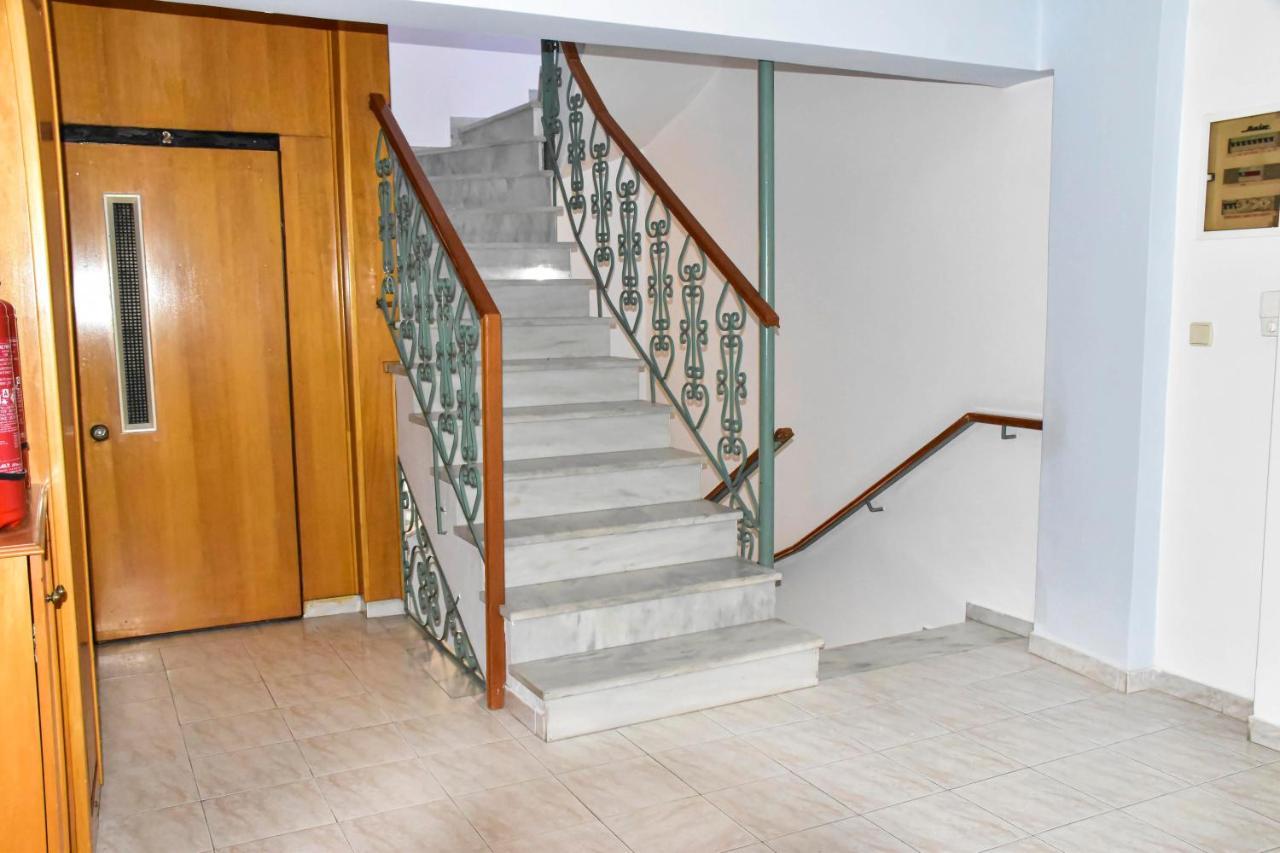 גיתיו Leonidas Hotel מראה חיצוני תמונה